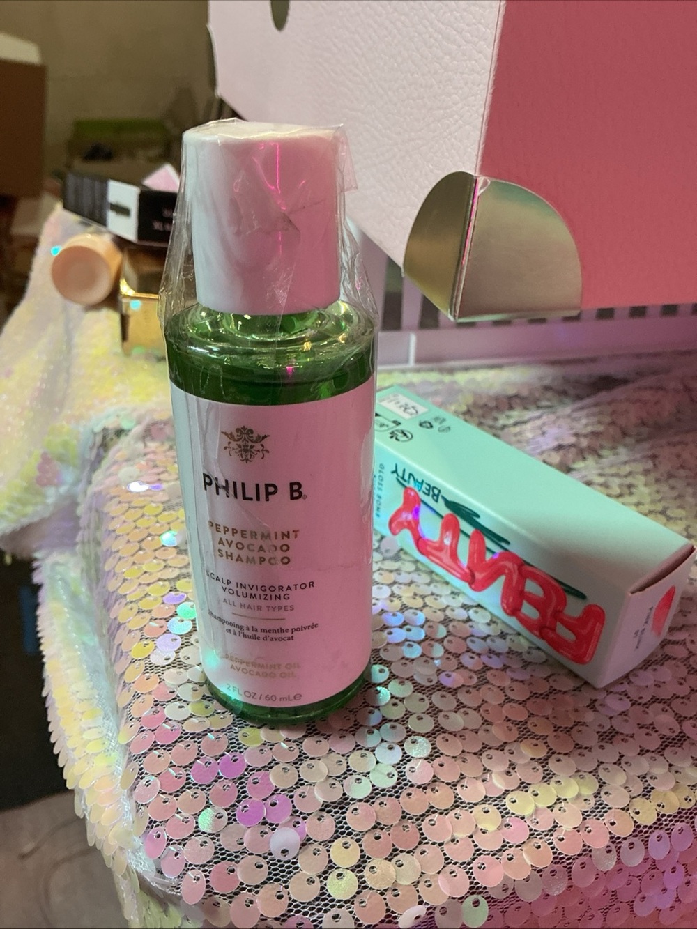 Philips Green and White Peppermint Avocado Shampoo Bottle